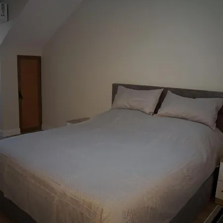 Apartment Tirana City Apartments *
